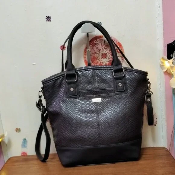 Jewell by Thirty One Paris - Charcoal Snake Print Two Way - Picture 2 of 11